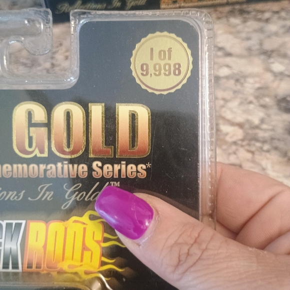 24K Gold Die-Cast Car Collector Set Reflections In Gold NASCAR Racing Champion - Picture 3 of 4